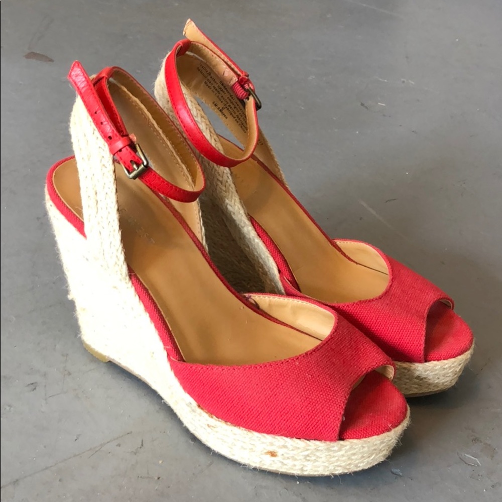 Nine West Platform Red Shoes Sandals Like New